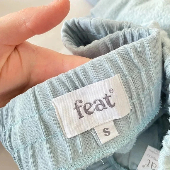 Feat Women's Blanket Blend Soft Cozy Fleece Joggers in BurrBlue Size Small - Picture 5 of 6